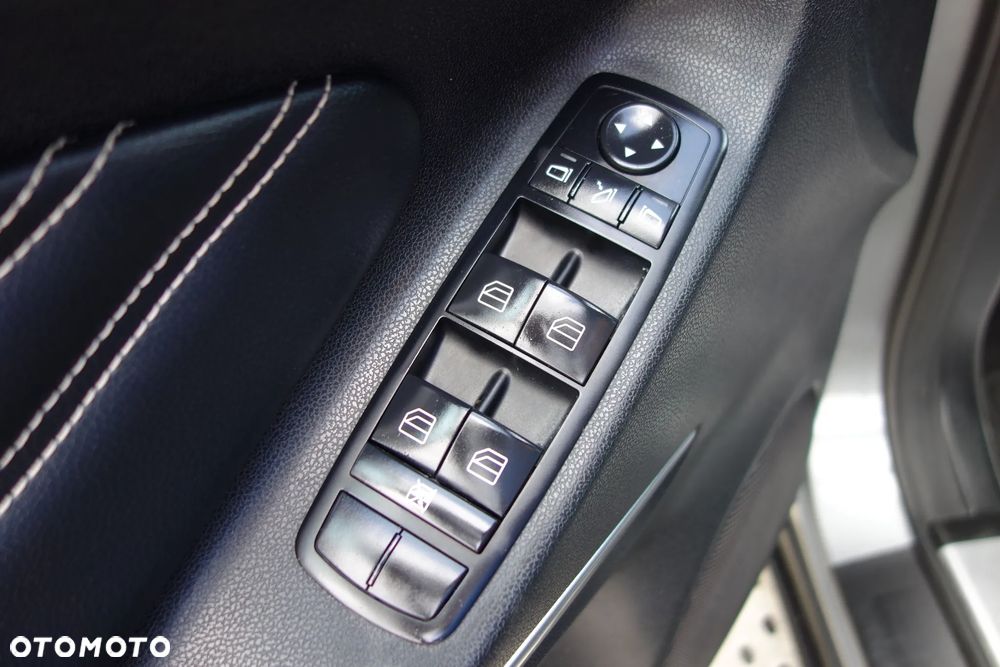 Mercedes-Benz ML 350 CDI 4-Matic - 39