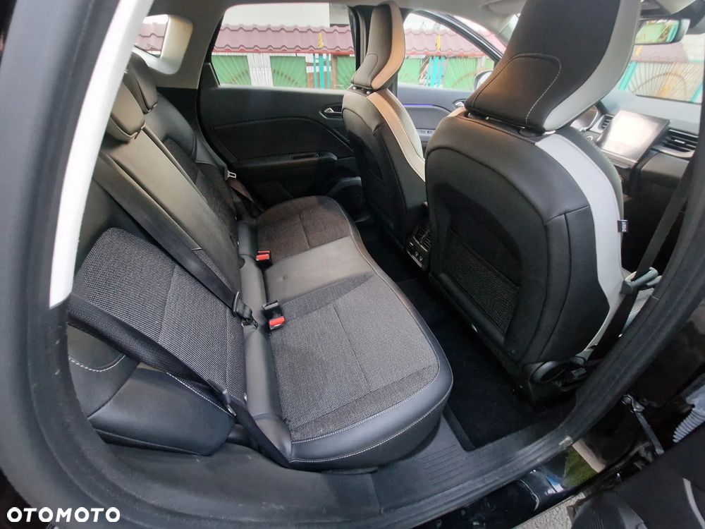 Renault Captur TCe 100 EXPERIENCE - 11