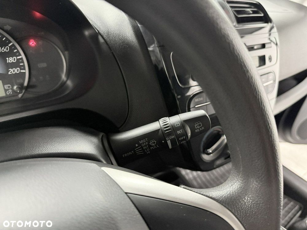 Mitsubishi Space Star 1.0 Inform - 32