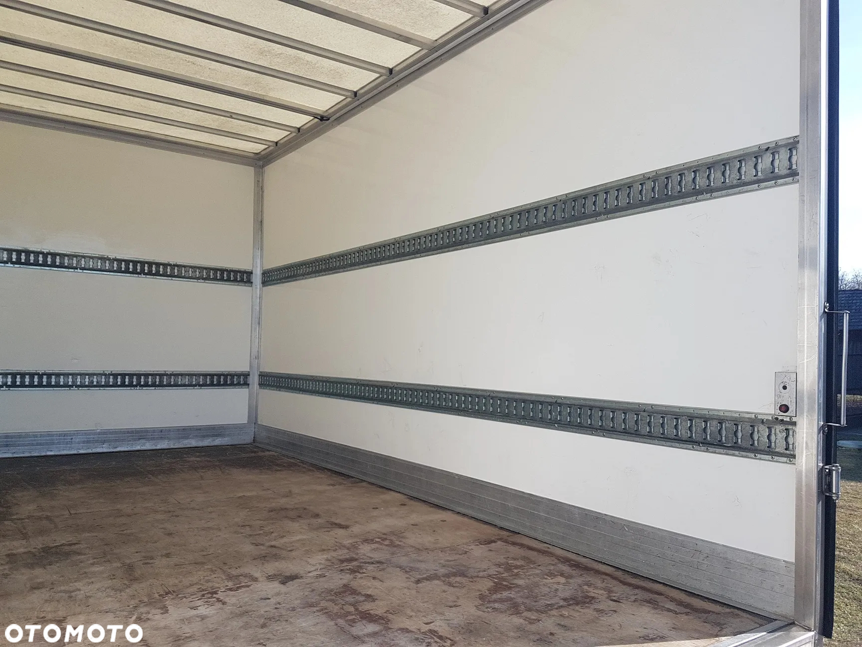 Renault MASTER KONTENER 8EP 4,21x2,23x2,22 KLIMA KRAJOWY MANUAL 6-BIEGÓW - 18