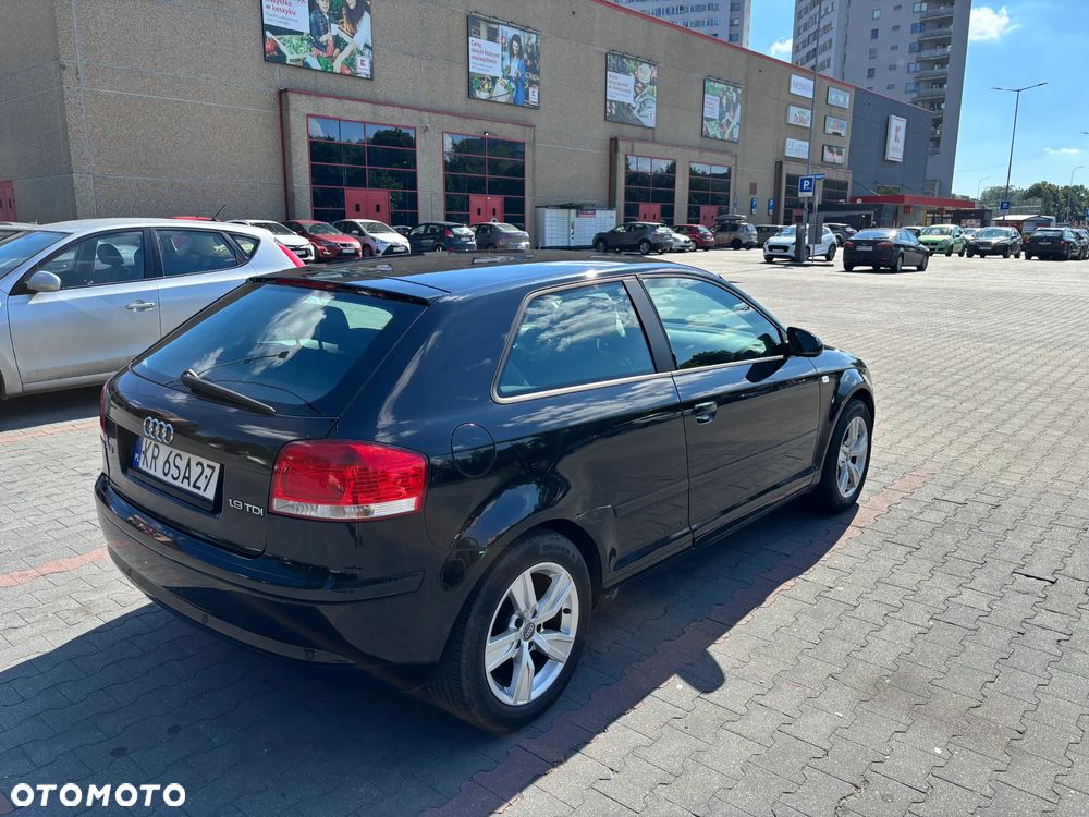 Audi A3 3-drzwiowe 1.9 TDI Attraction - 35