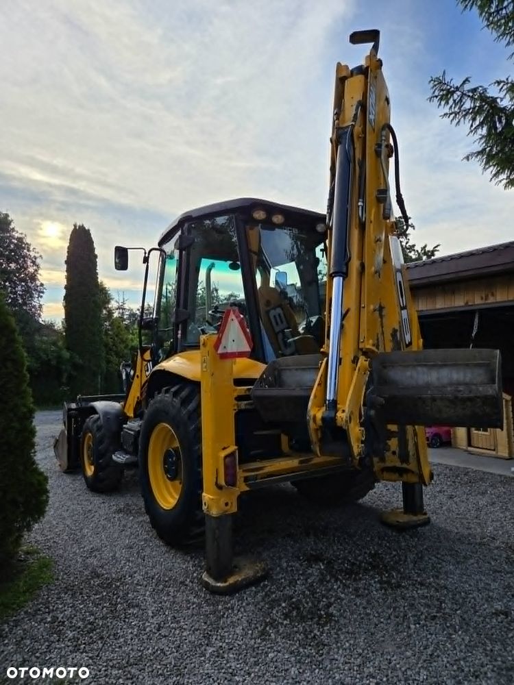 JCB 3CX - 10