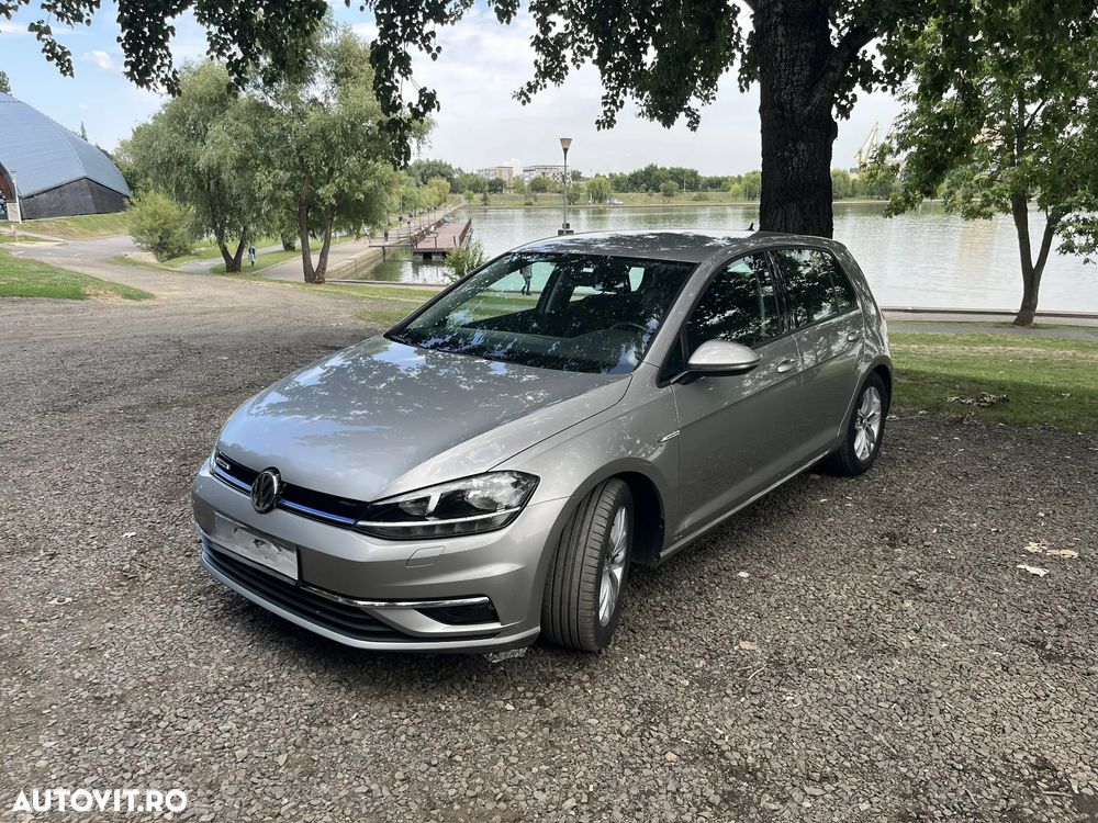 Volkswagen Golf 1.5 TSI Comfortline - 2