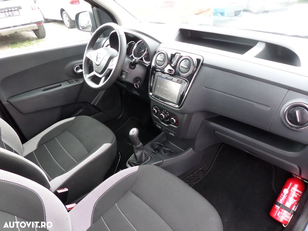 Dacia Dokker dCi 90 Stepway Celebration - 17