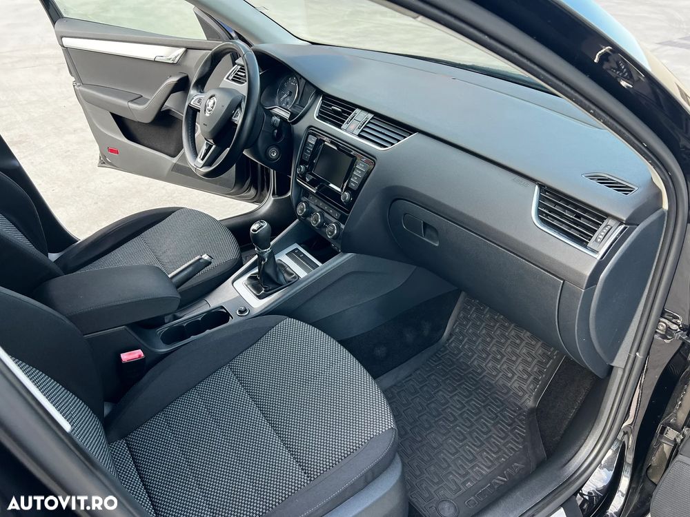Skoda Octavia 1.2 TSI AMBITION - 14