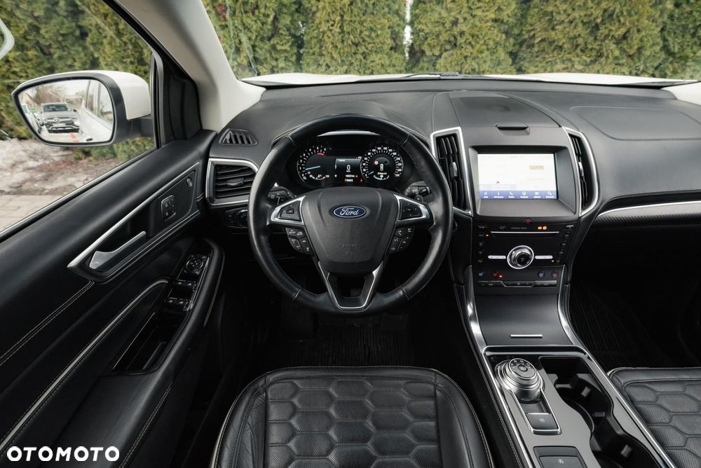 Ford Edge - 12
