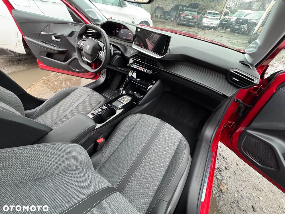 Peugeot 208 1.2 mHEV Allure - 5