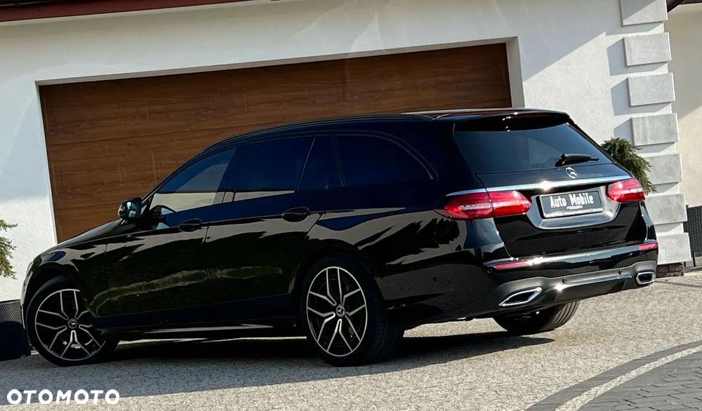 Mercedes-Benz Klasa E 220 d T 9G-TRONIC AMG Line - 1