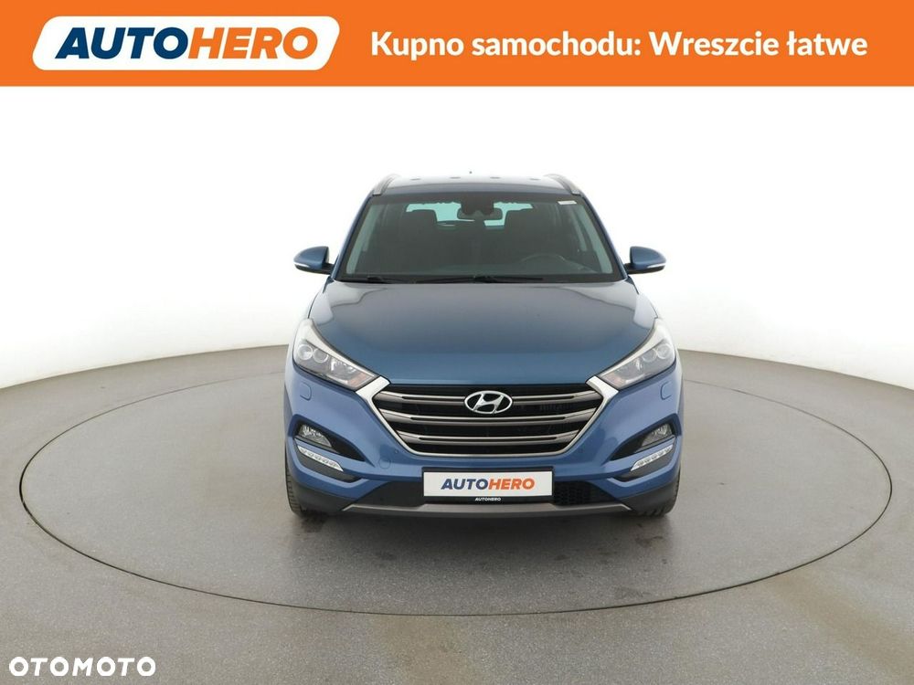 Hyundai Tucson 2.0 CRDI BlueDrive Style 2WD - 12