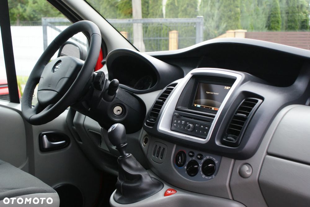 Opel Vivaro - 16