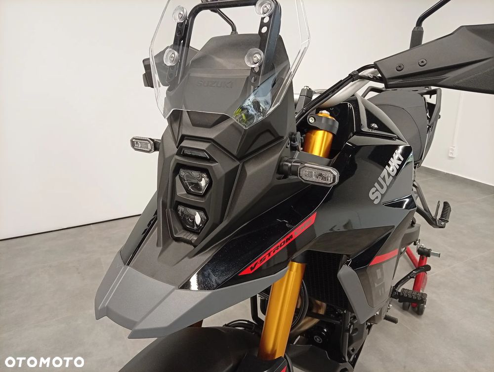 Suzuki V-STROM - 3