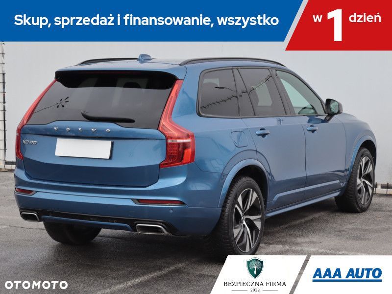 Volvo XC 90 - 7