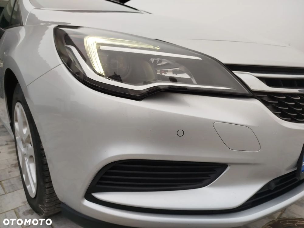 Opel Astra 1.6 CDTI Energy - 2