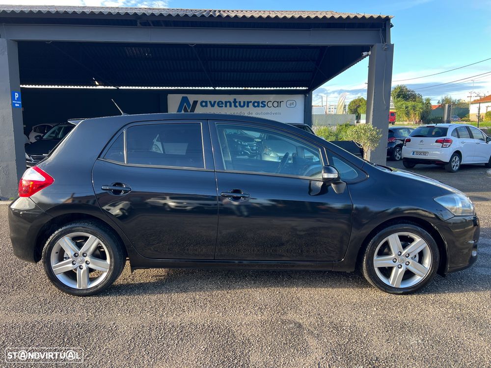 Toyota Auris 1.4 D-4D Exclusive +P.Sport+VSC - 35