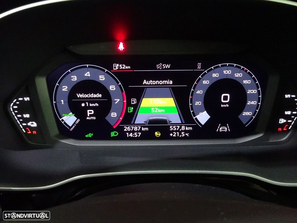 Audi Q3 45 TFSIe S line S tronic - 13