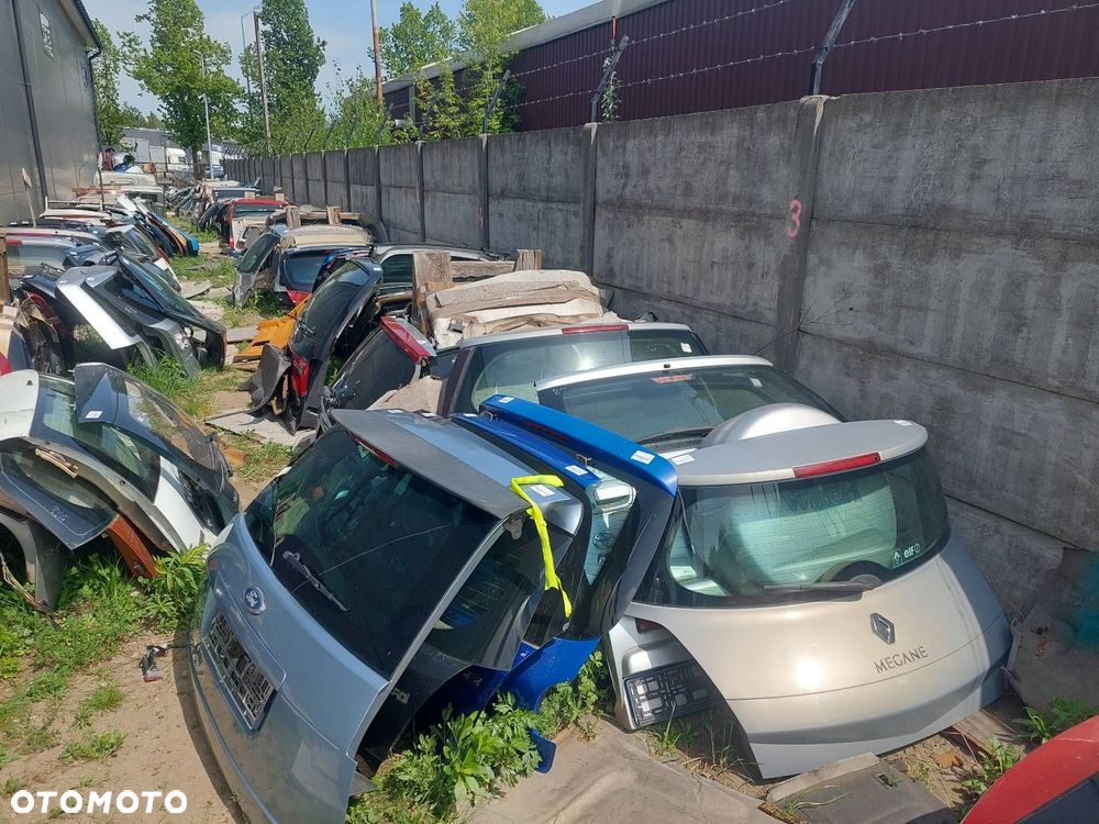 KOMPLETNY TYŁ KLAPA BAGAŻNIKA ZDERZAK TYŁ LAMPY FORD C-MAX I MK1 Z3 - 12