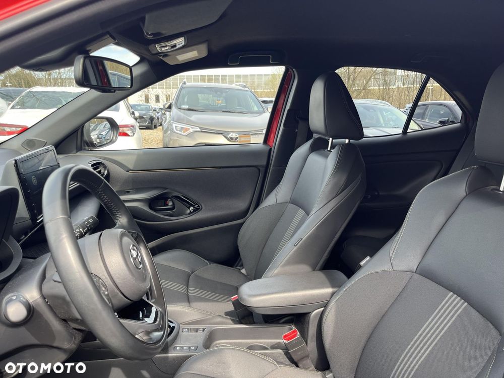 Toyota Yaris Cross Hybrid 1.5 Adventure - 18