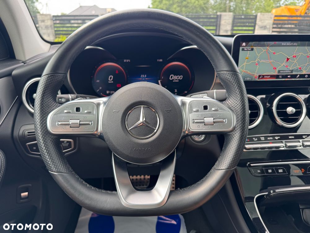 Mercedes-Benz GLC 200 d 4Matic 9G-TRONIC AMG Line - 23
