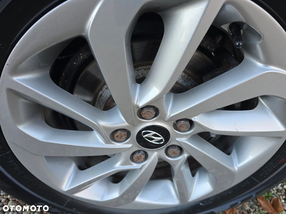 Hyundai Tucson 2.0 CRDI 4WD Automatik Style - 15