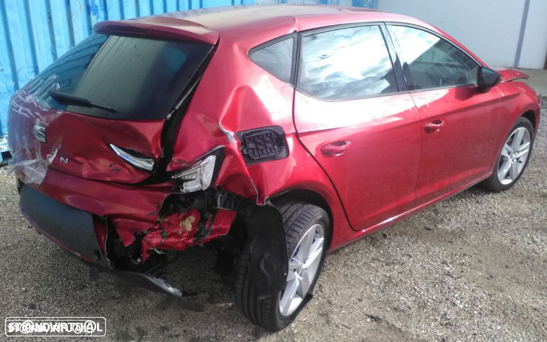 Seat Leon FR 1.4 tsi gasolina de 2018 para peças - 4