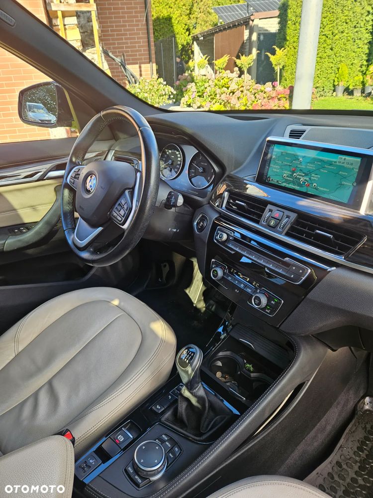 BMW X1 xDrive18d xLine - 5