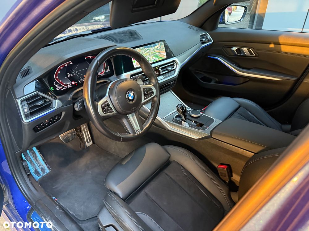 BMW Seria 3 320d M Sport sport - 25