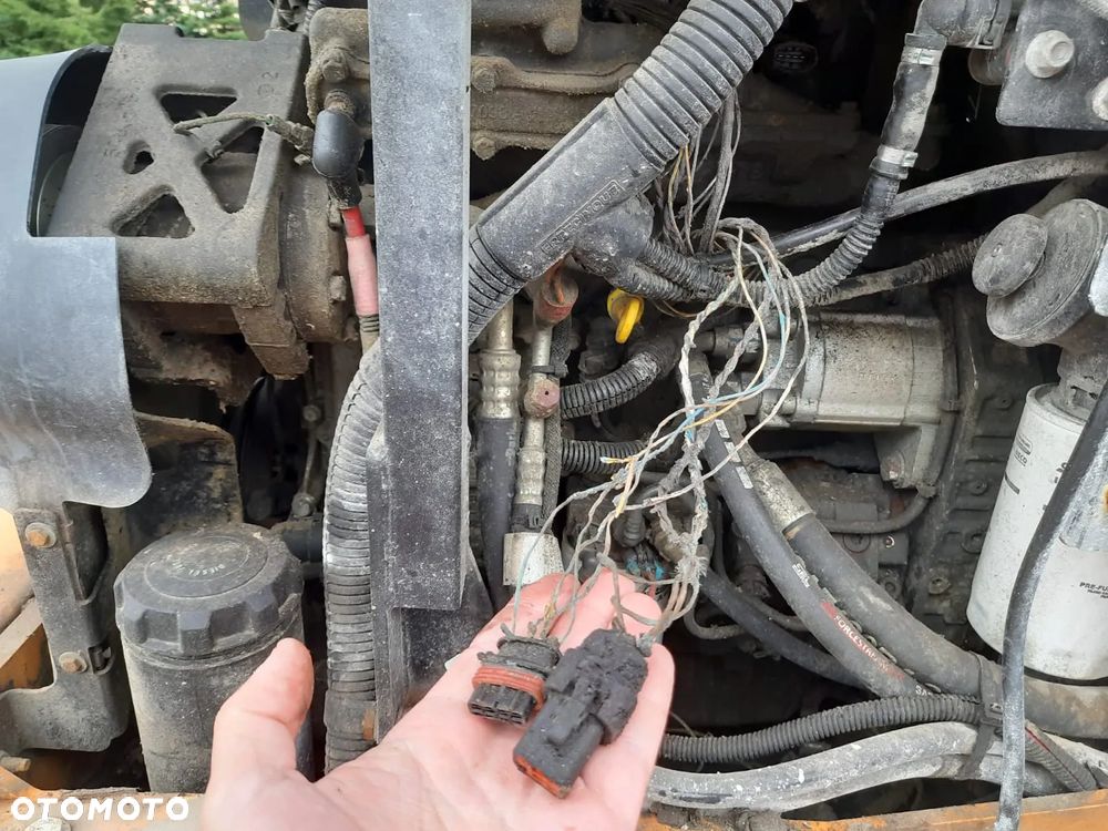 Case 521 F (2016r) 721 CASE 321 621 - 4