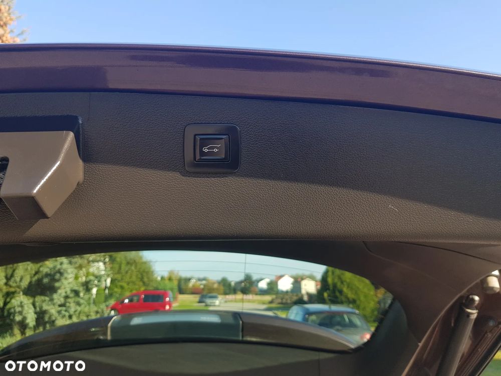 Opel Astra 1.4 Turbo Business - 17