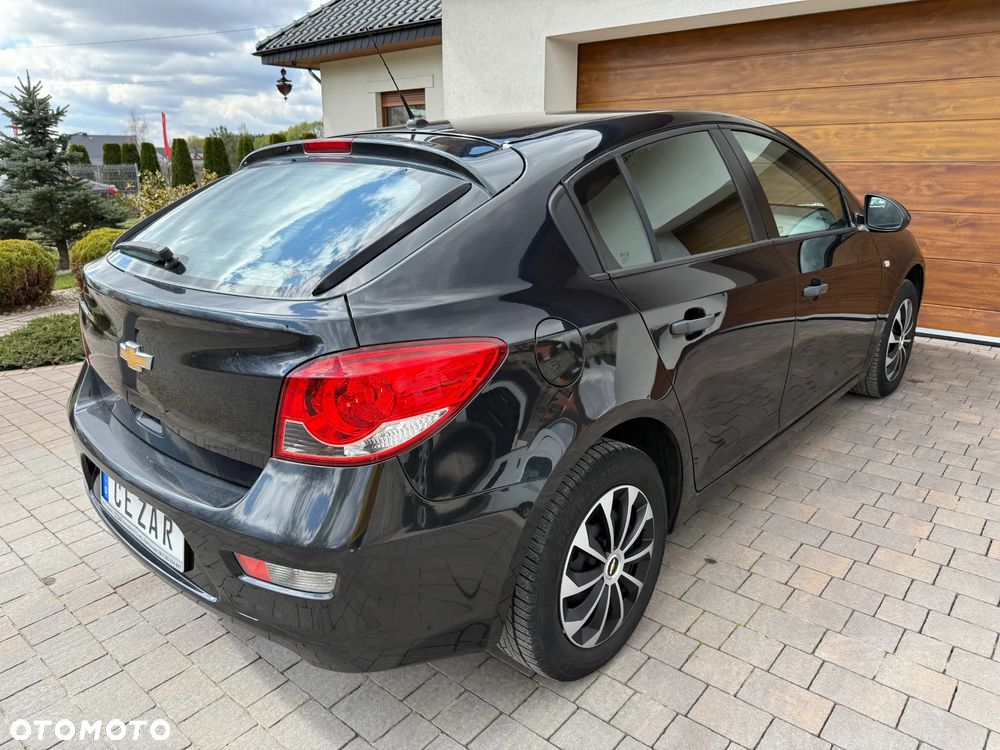 Chevrolet Cruze - 3
