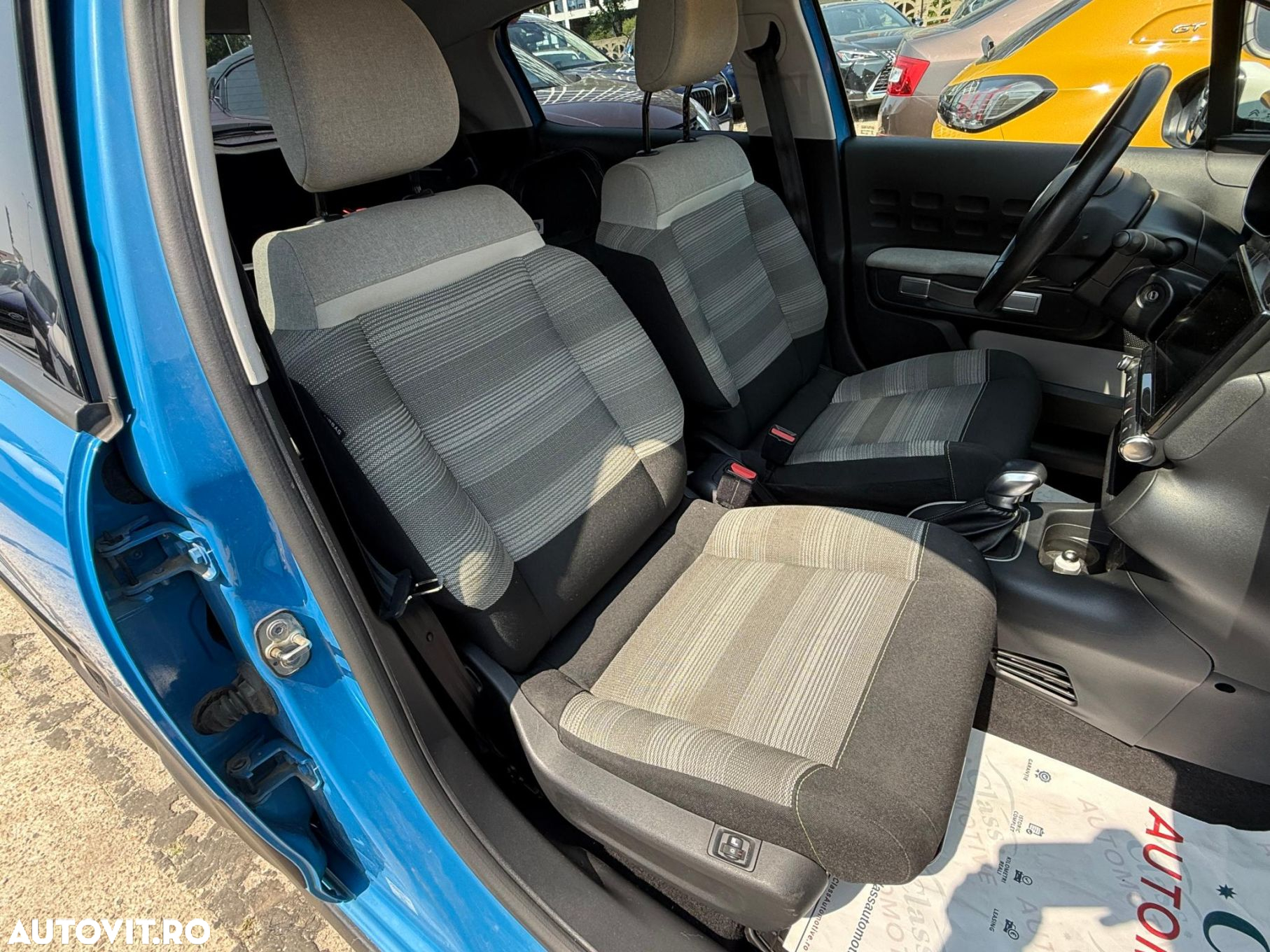 Citroën C3 1.2 PureTech S&S EAT6 Shine - 15