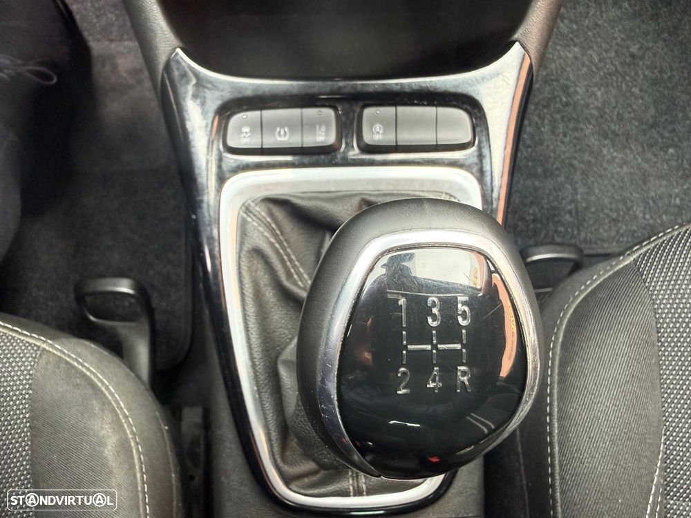 Opel Crossland 1.2 Design & Tech - 29