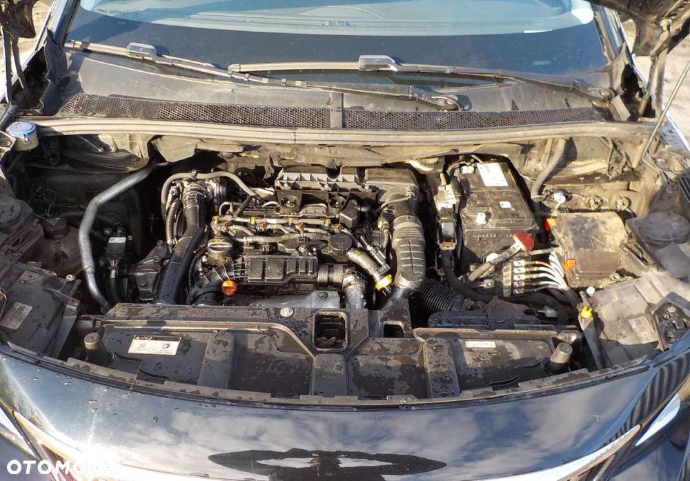 Peugeot 5008 - 3