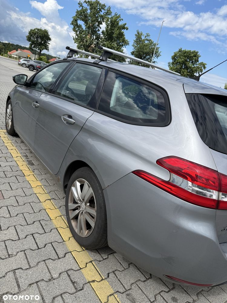 Peugeot 308 - 4