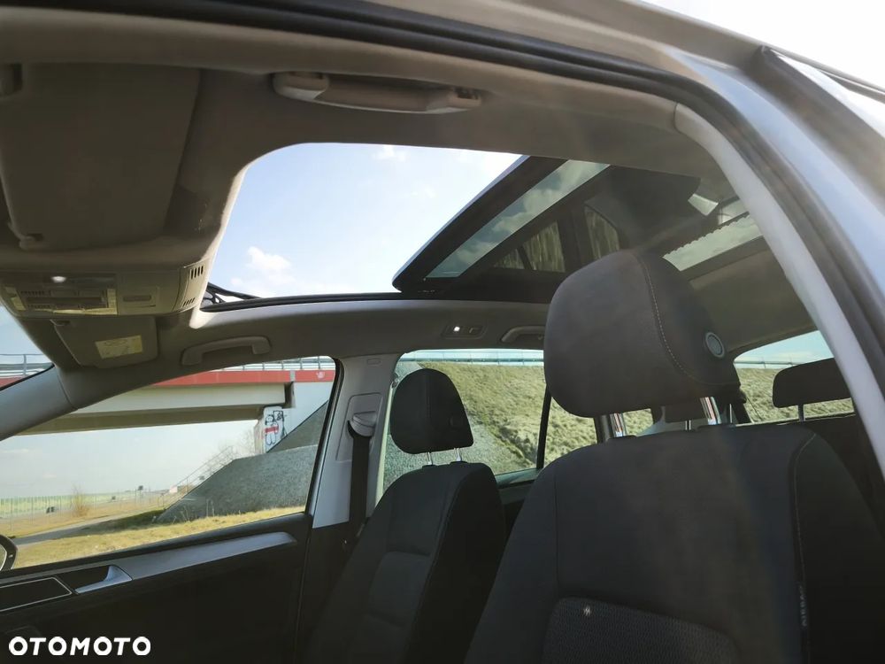 Volkswagen Golf Sportsvan - 21