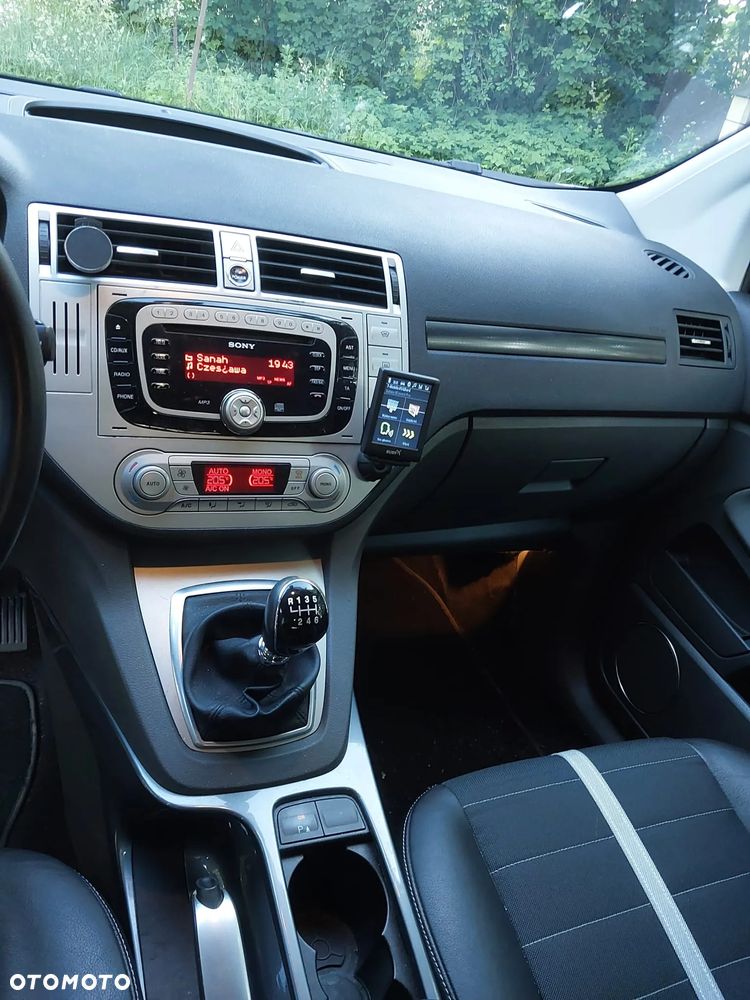 Ford Kuga 2.0 TDCi Titanium - 9