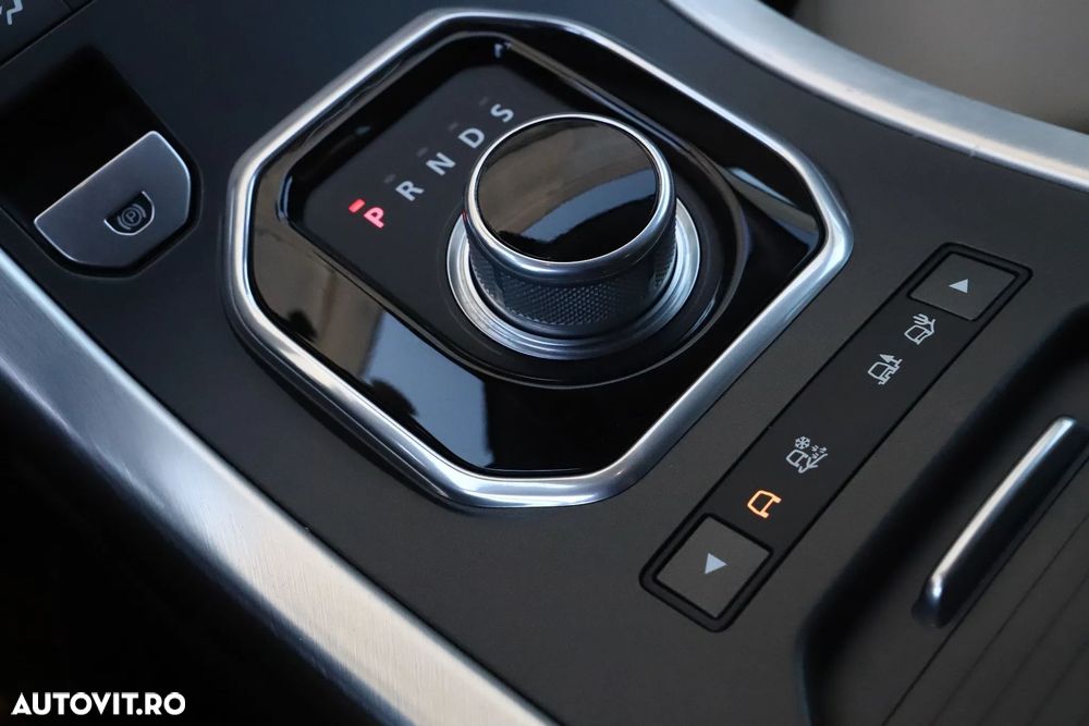 Land Rover Range Rover Evoque - 12