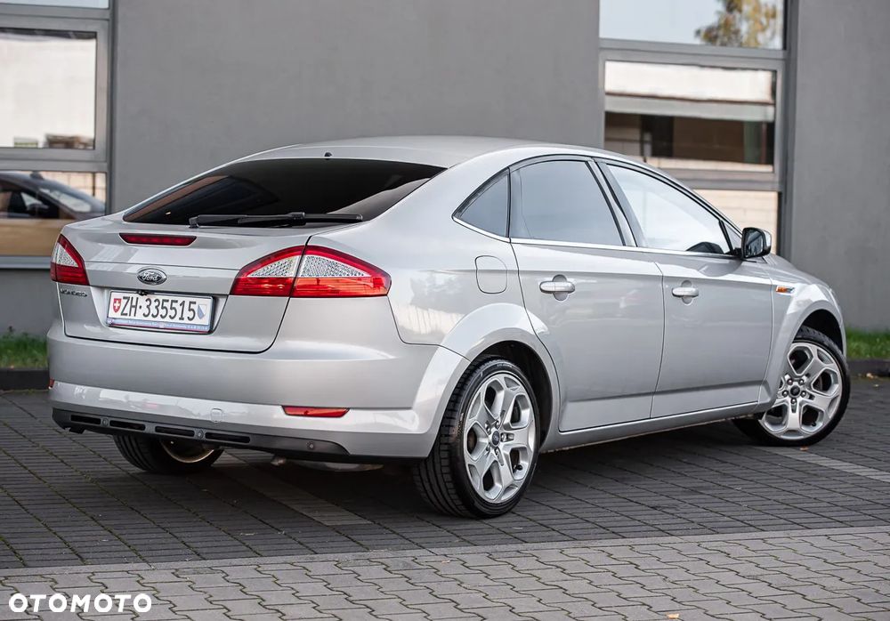 Ford Mondeo 2.5 Titanium - 13