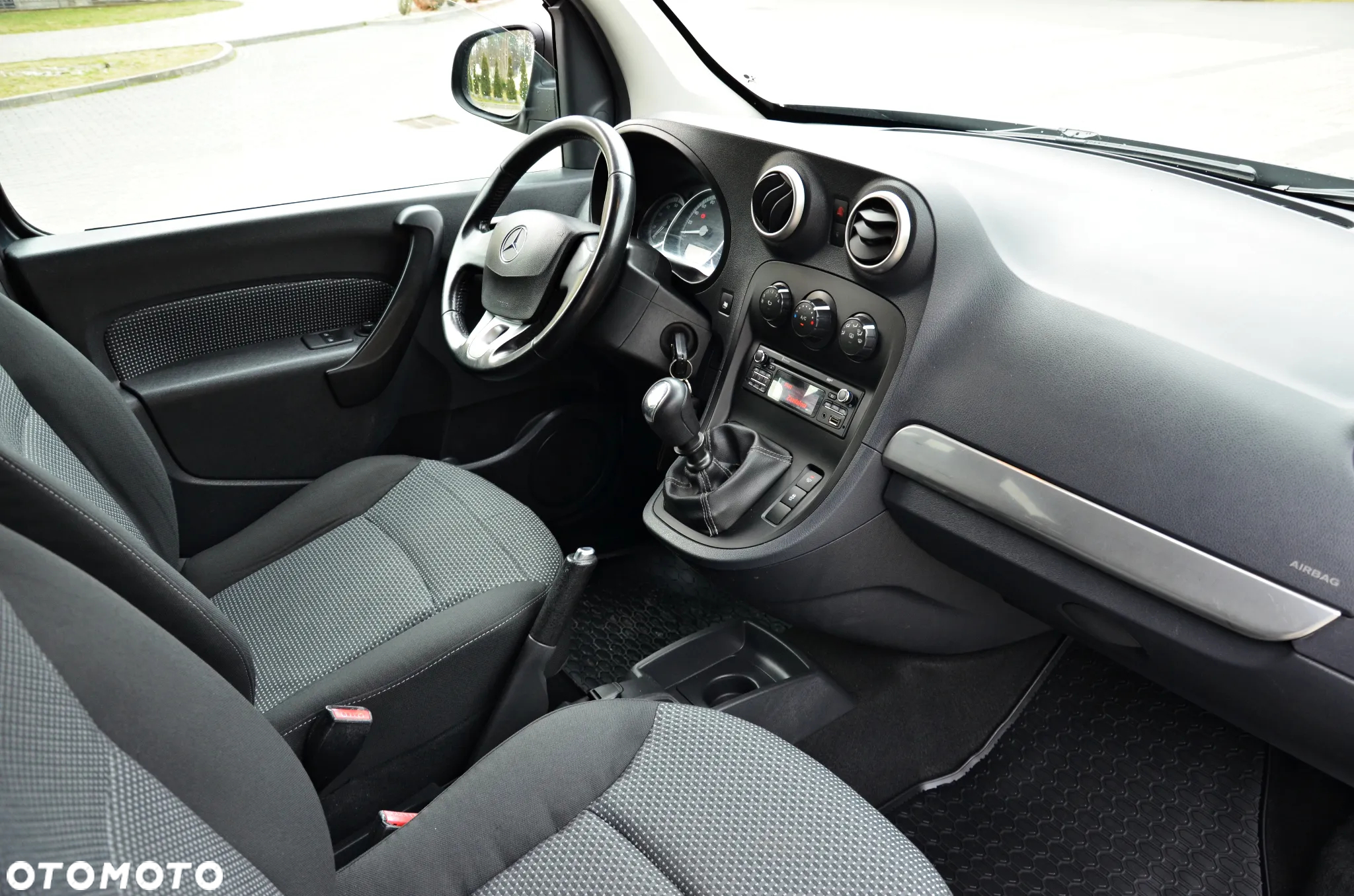 Mercedes-Benz Citan - 38