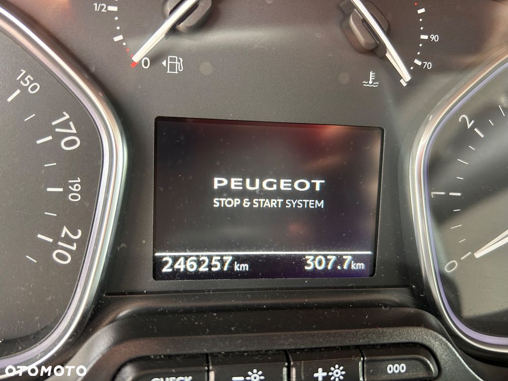 Peugeot Expert Premium L2H1 TwinCab Komfort Plus - 20