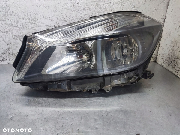 MERCEDES A KLASA W176 LAMPA LEWA PRZEDNIA H7 UK