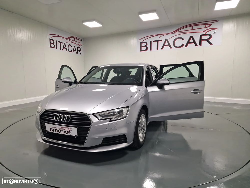 Audi A3 Sportback 1.6 TDI Design - 16
