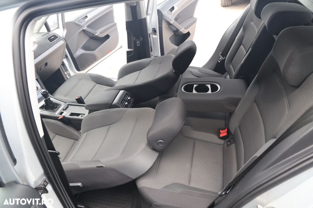 Volkswagen Golf 1.6 TDI SCR Comfortline - 9