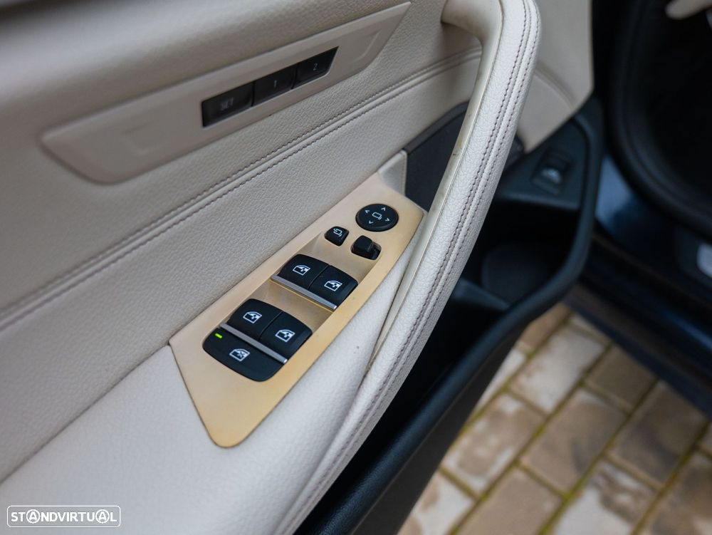 BMW 520 d Pack Desportivo M Auto - 14