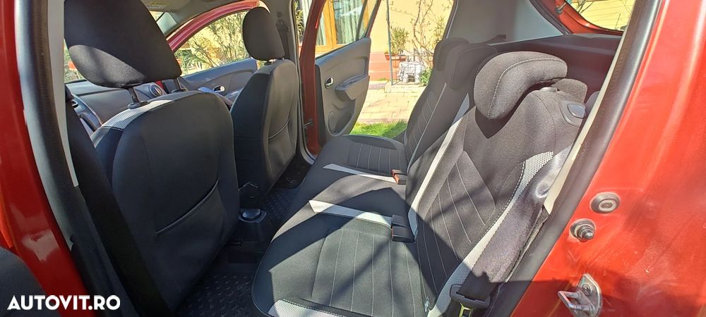 Dacia Sandero Stepway 0.9 TCe - 11