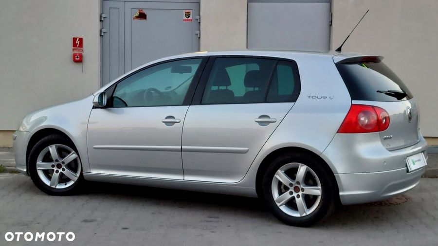 Volkswagen Golf 1.6 Tour Edition - 6