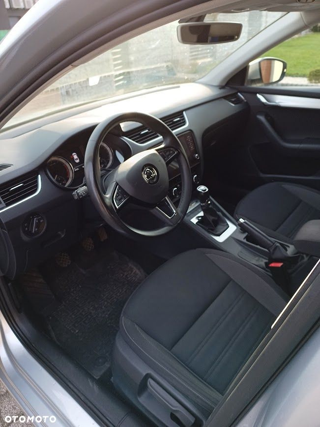 Skoda Octavia 1.5 TSI GPF ACT Ambition - 8