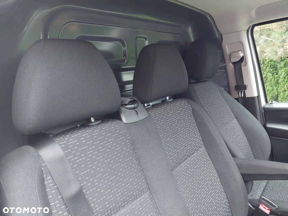 Mercedes-Benz Vito - 12