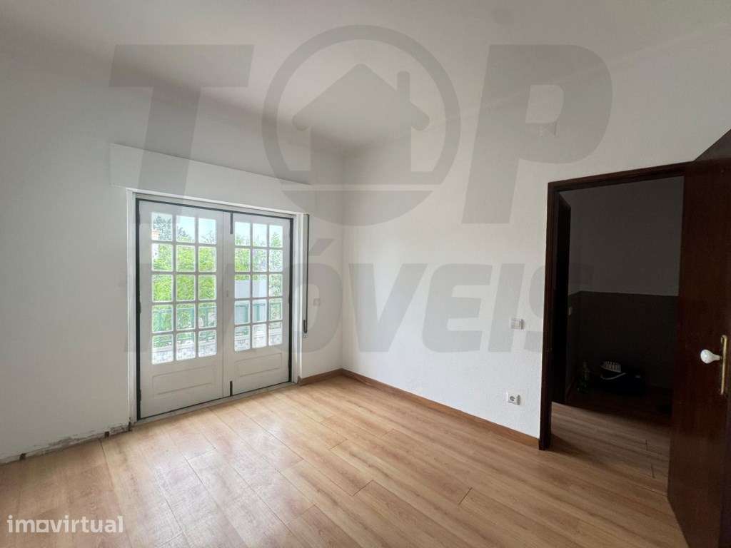 Moradia V3 e Loja - Centro de Salvaterra de Magos - 290.000€ - Grande imagem: 4/20