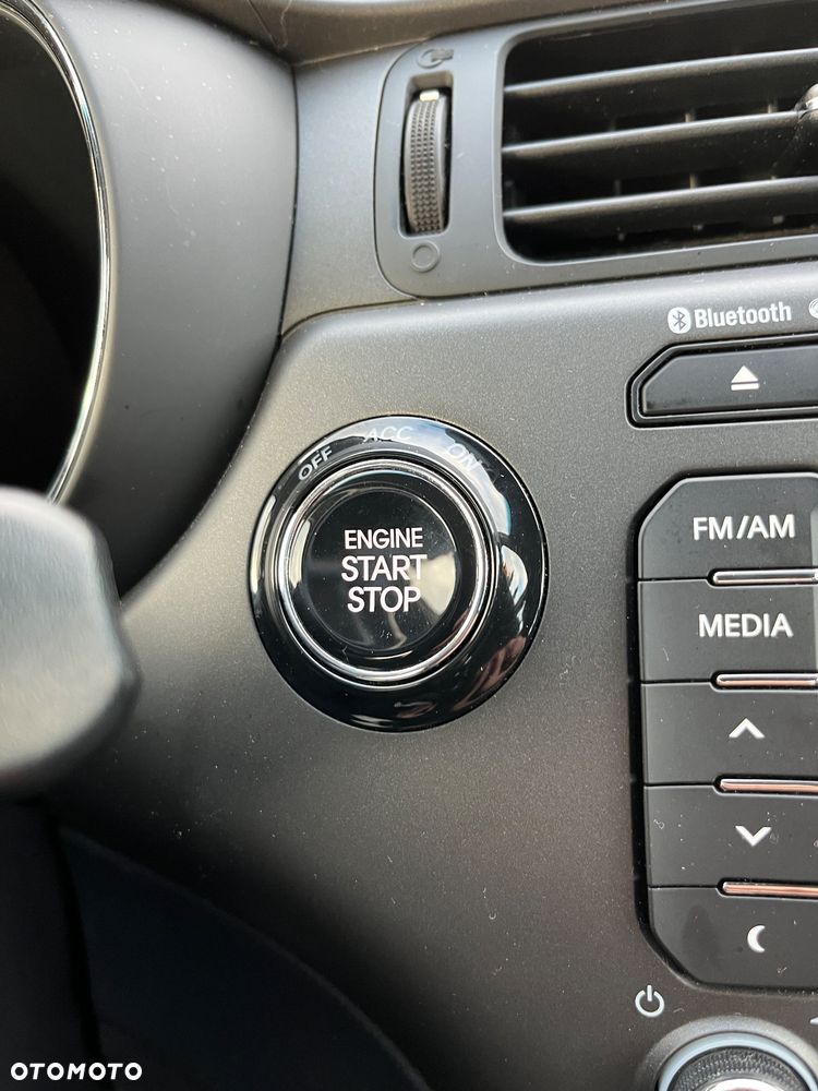 Kia Rio - 15