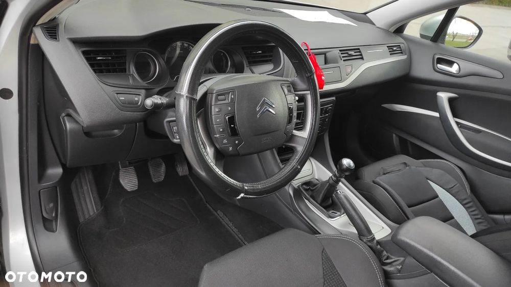 Citroën C5 2.0 HDi Attraction - 11